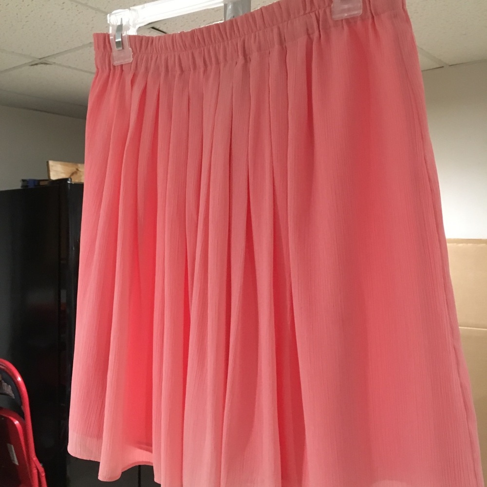 Coral skirt